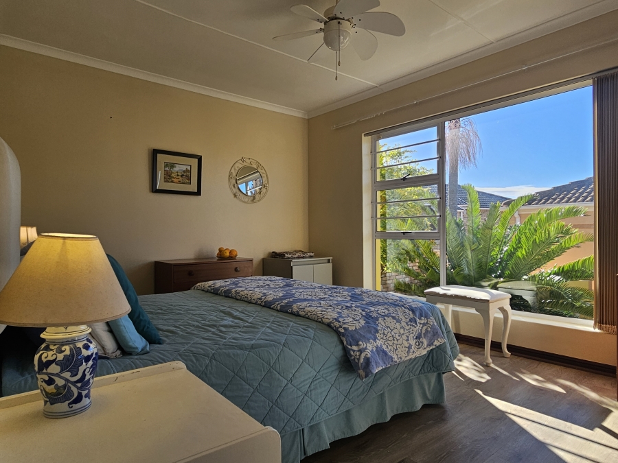 3 Bedroom Property for Sale in Wavecrest Eastern Cape